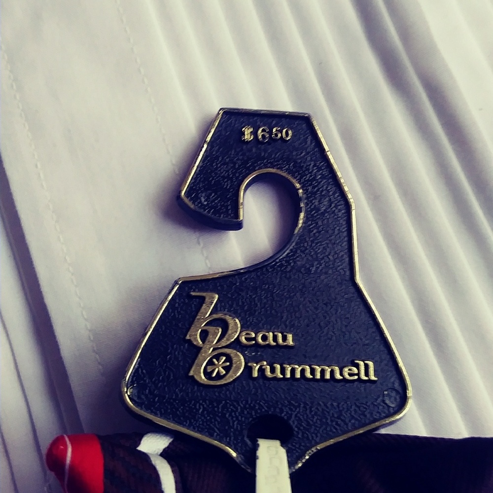 B e a u  b r u m m e l l necktie$22 + free shirt. - Picture 3 of 4